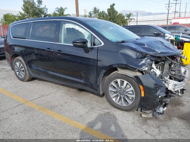2023 CHRYSLER PACIFICA HYBRID 2C4RC1L78PR509847