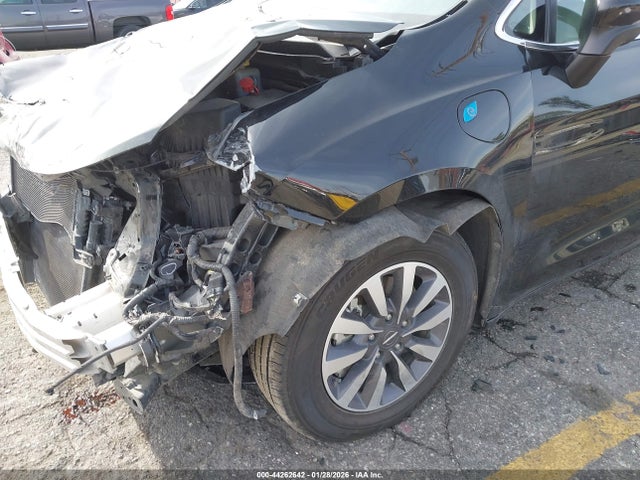 Chrysler Pacifica Hybrid Touring L 2023 2C4RC1L78PR509847 Image 12