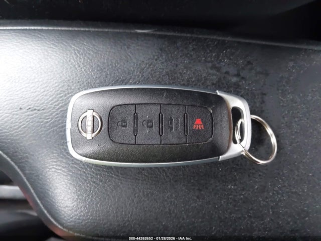 Nissan Versa 1.6 Sv 2024 3N1CN8EV0RL862476 Image 11