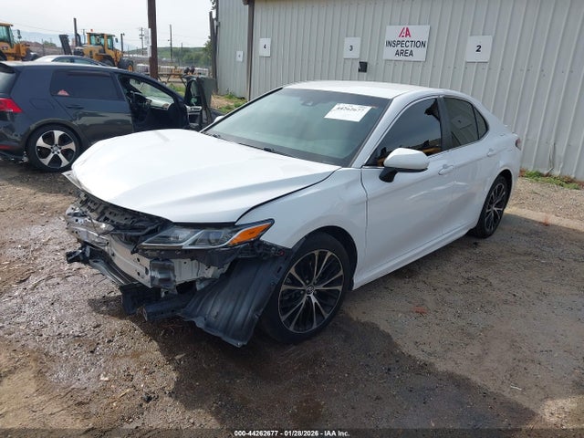 4T1B11HK1JU020510 Toyota CAMRY SE
