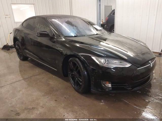 2013 TESLA MODEL S 5YJSA1CN7DFP18607 Photo 0
