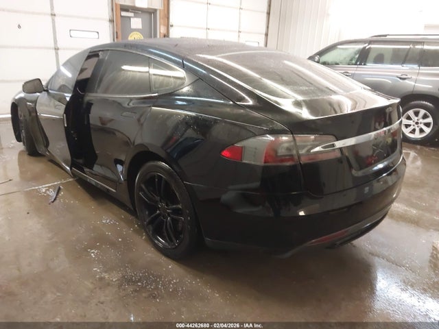 2013 TESLA MODEL S 5YJSA1CN7DFP18607 Photo 2