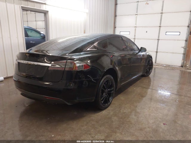 2013 TESLA MODEL S 5YJSA1CN7DFP18607 Photo 3