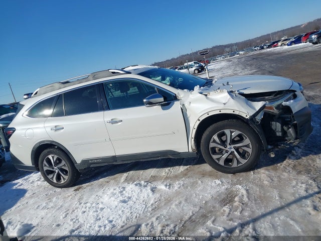 44262682 :رقم المزاد ، 4S4BTAPC4L3123062 vin ، 2020 Subaru Outback Touring مزاد بيع