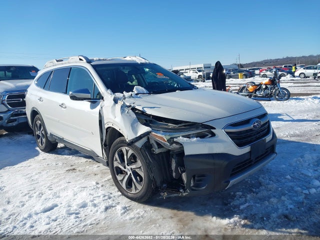 44262682 :رقم المزاد ، 4S4BTAPC4L3123062 vin ، 2020 Subaru Outback Touring مزاد بيع