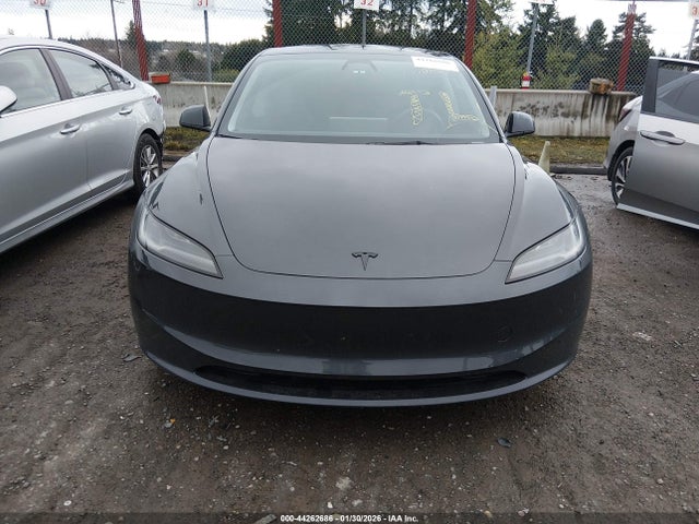 Tesla Model 3 Long Range Dual Motor All-wheel Drive 2024 5YJ3E1EB1RF729251 Image 13