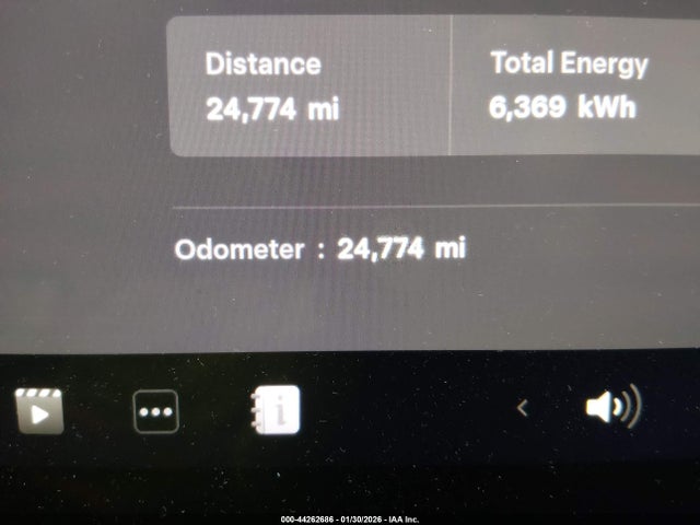 Tesla Model 3 Long Range Dual Motor All-wheel Drive 2024 5YJ3E1EB1RF729251 Image 16