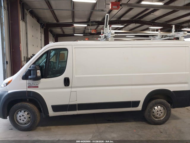 3C6LRVVG8NE134668 RAM Promaster 2500 Low Roof 136 Wb