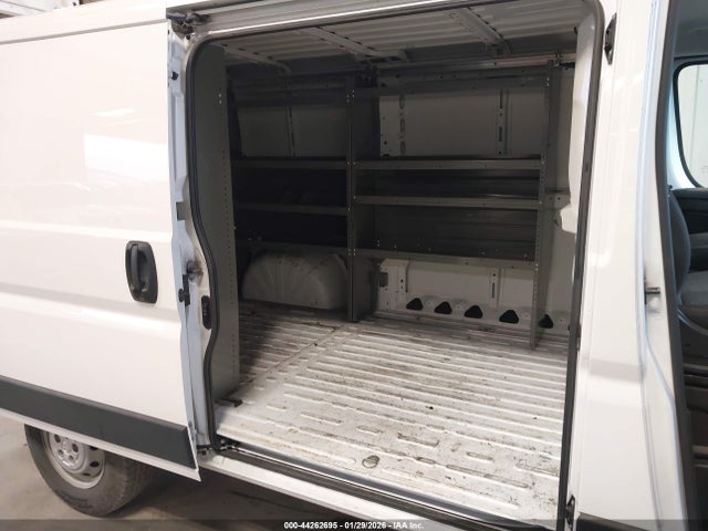 3C6LRVVG8NE134668 RAM Promaster 2500 Low Roof 136 Wb