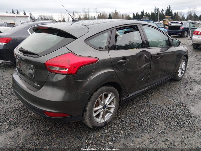 1FADP3K21GL277882 Ford FOCUS SE