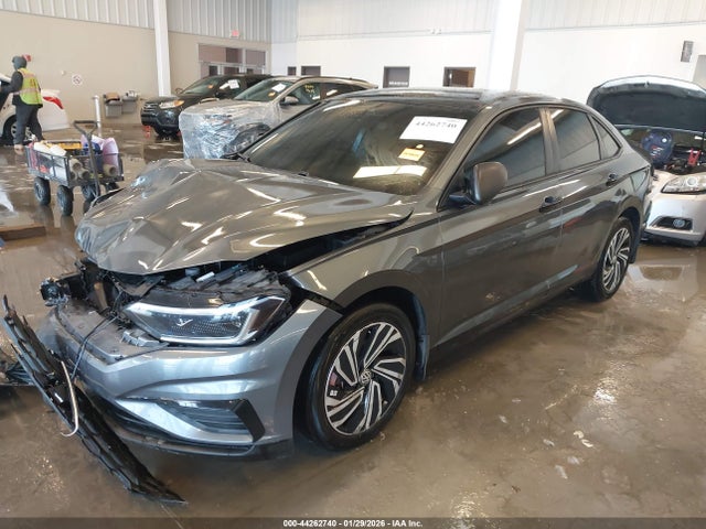 44262740 :رقم المزاد ، 3VWE57BU3LM103847 vin ، 2020 Volkswagen Jetta 1.4t Sel مزاد بيع