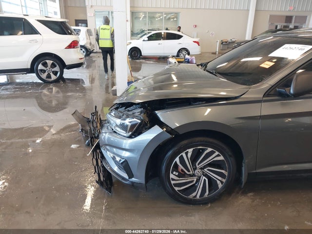44262740 :رقم المزاد ، 3VWE57BU3LM103847 vin ، 2020 Volkswagen Jetta 1.4t Sel مزاد بيع