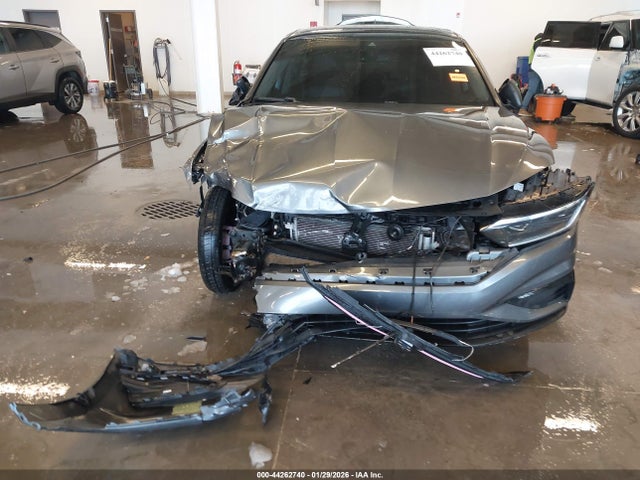 44262740 :رقم المزاد ، 3VWE57BU3LM103847 vin ، 2020 Volkswagen Jetta 1.4t Sel مزاد بيع