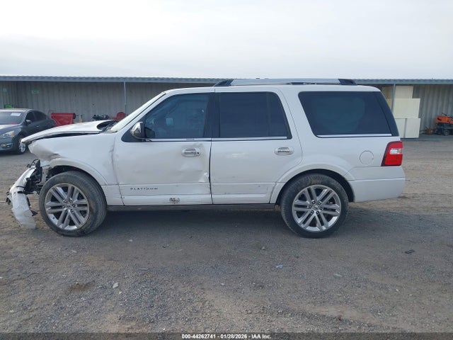 1FMJU1MT2HEA35295 Ford Expedition Platinum