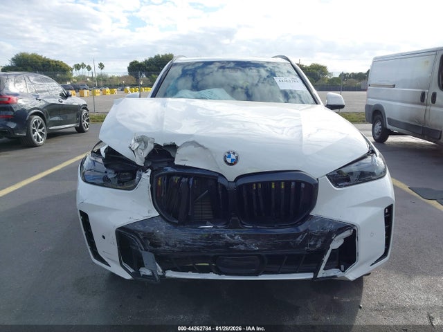 5UX13EU01R9U54283 BMW X5 Sdrive40i
