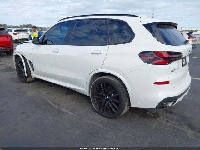 5UX13EU01R9U54283 BMW X5 Sdrive40i