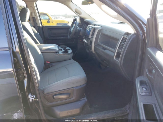 Продаж на аукціоні авто 2017 Ram 1500 Tradesman  4x2 6'4 Box, vin: 1C6RR6FT6HS556029, номер лоту: 44262788