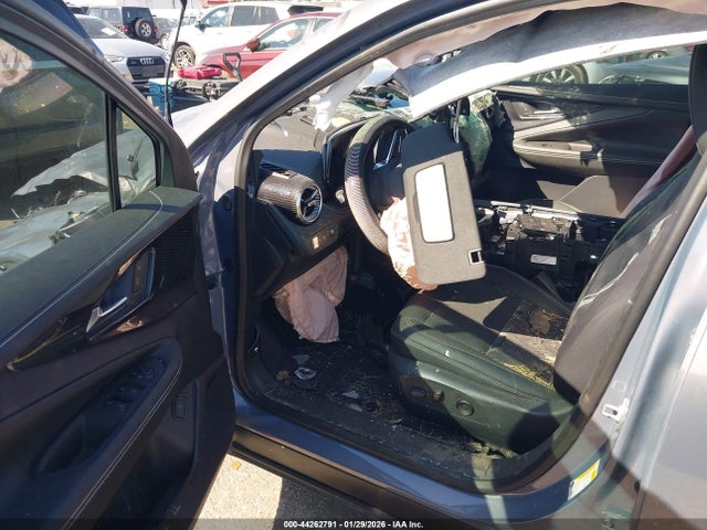 2024 CHEVROLET BLAZER EV 3GNKDBRJ9RS186820 Photo 4