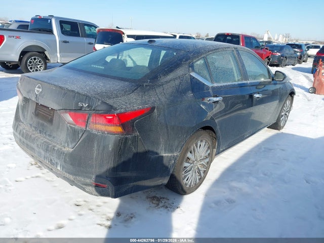 44262796 :رقم المزاد ، 1N4BL4DV7RN347392 vin ، 2024 Nissan Altima Sv Fwd مزاد بيع