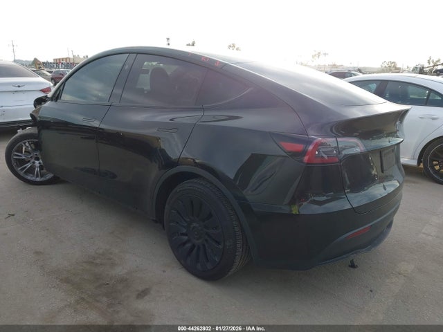 Продаж на аукціоні авто 2024 Tesla Model Y Rwd, vin: 7SAYGDED8RF005899, номер лоту: 44262802