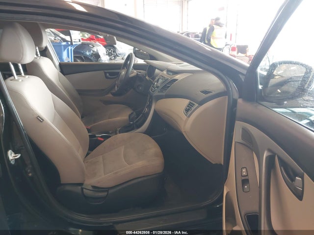 2015 Hyundai Elantra Se მანქანა იყიდება აუქციონზე, vin: KMHDH4AE2FU415474, აუქციონის ნომერი: 44262808