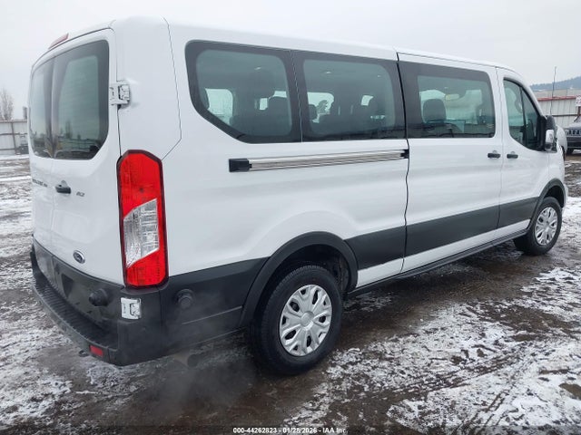 1FBAX2Y85RKA74025 Ford Transit-350 Passenger Van Xlt