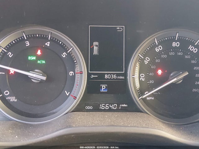 JTMCY7AJ8H4053104 Toyota Land Cruiser V8