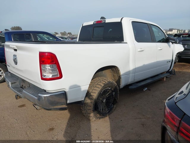 1C6RREFT6MN630536 RAM 1500 Big Horn 4x2 5&#039;7 Box