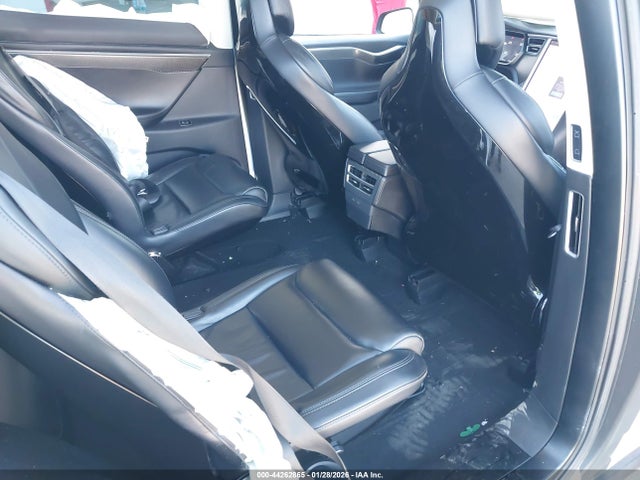 2016 TESLA MODEL X 5YJXCBE27GF020351 Photo 7