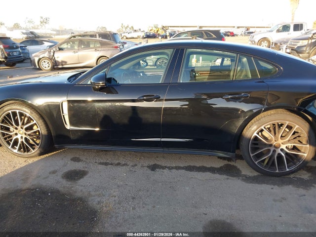 Porsche Panamera 2023 WP0AJ2A71PL103431 Image 26