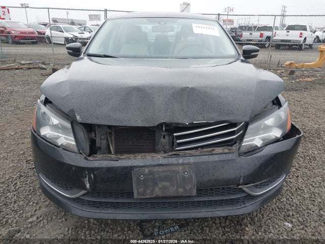 1VWBT7A35EC096454 Volkswagen Passat 1.8t Se