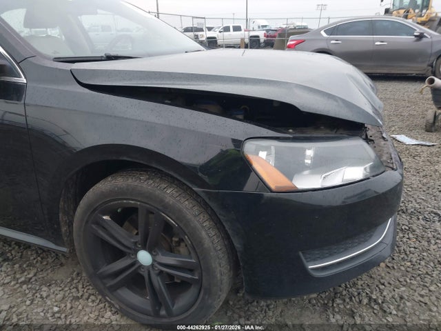 1VWBT7A35EC096454 Volkswagen Passat 1.8t Se