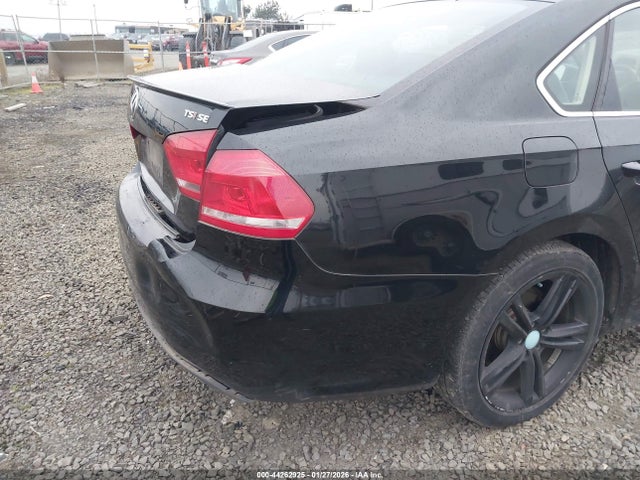 1VWBT7A35EC096454 Volkswagen Passat 1.8t Se