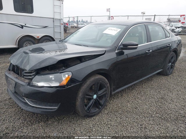 1VWBT7A35EC096454 Volkswagen Passat 1.8t Se