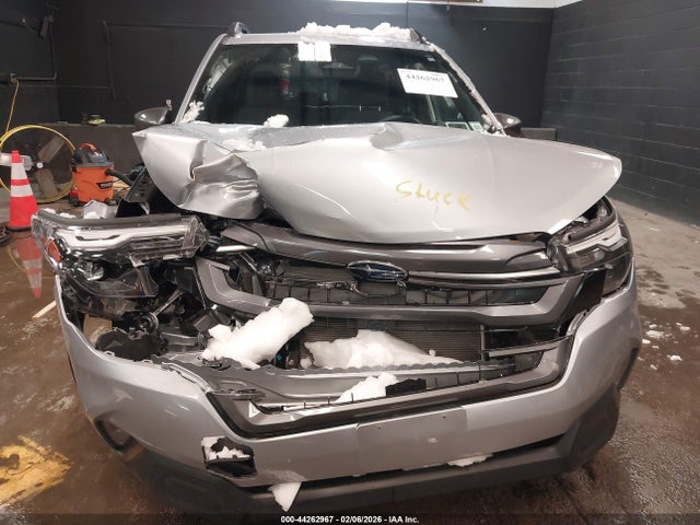 Продажа на аукционе авто 2025 Subaru Forester Premium, vin: JF2SLDDC1SH458163, номер лота: 44262967