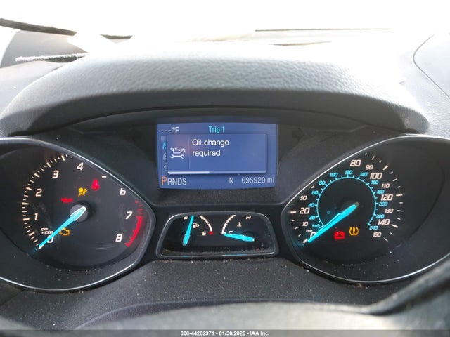 44262971 :رقم المزاد ، 1FMCU0F77DUB52213 vin ، 2013 Ford Escape S مزاد بيع