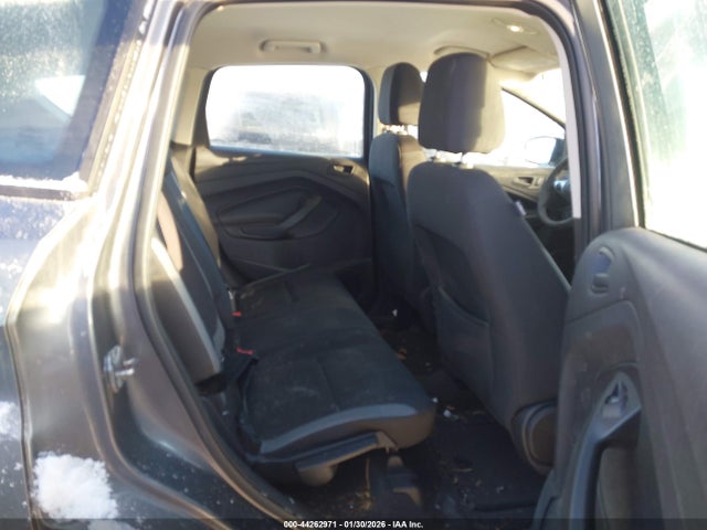 44262971 :رقم المزاد ، 1FMCU0F77DUB52213 vin ، 2013 Ford Escape S مزاد بيع