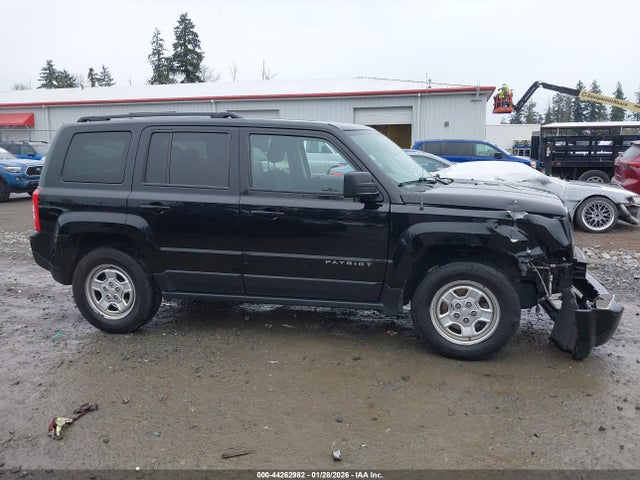 1C4NJRBB9GD579644 Jeep Patriot Sport