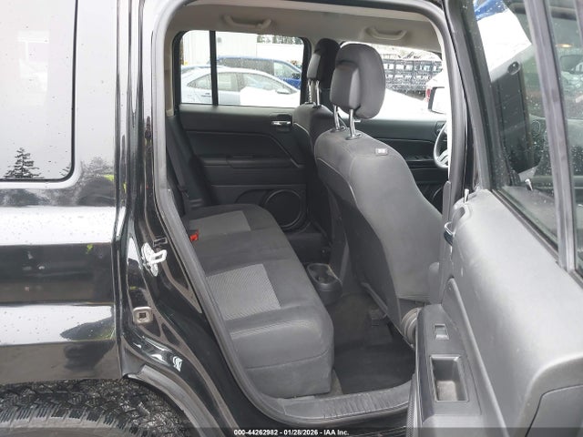 1C4NJRBB9GD579644 Jeep Patriot Sport