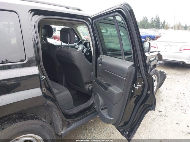 1C4NJRBB9GD579644 Jeep Patriot Sport