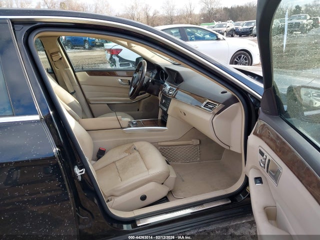 44263014 :رقم المزاد ، WDDHF8JB1GB170176 vin ، 2016 Mercedes-benz E 350 4matic مزاد بيع
