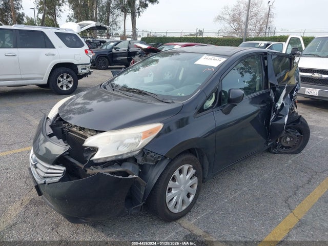 Nissan Versa Note S Plus 2015 3N1CE2CP6FL444629 Image 2