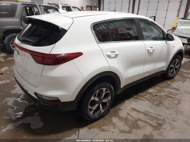 Продажа на аукционе авто 2020 Kia Sportage Lx, vin: KNDPMCAC2L7777885, номер лота: 44263035
