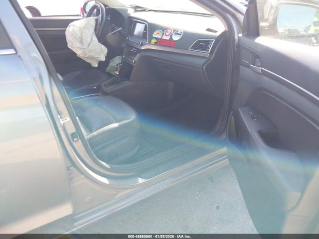 2017 HYUNDAI ELANTRA KMHD84LFXHU225771 Photo 4
