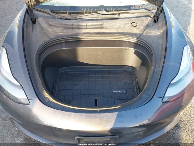 2018 TESLA MODEL 3 5YJ3E1EB9JF132448 Photo 9