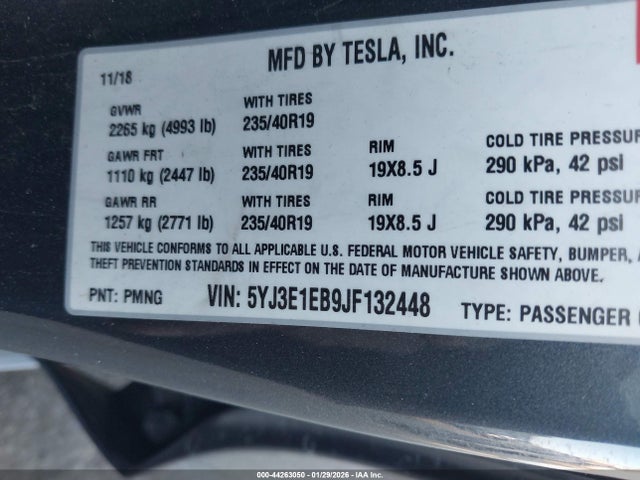 2018 TESLA MODEL 3 5YJ3E1EB9JF132448 Photo 8