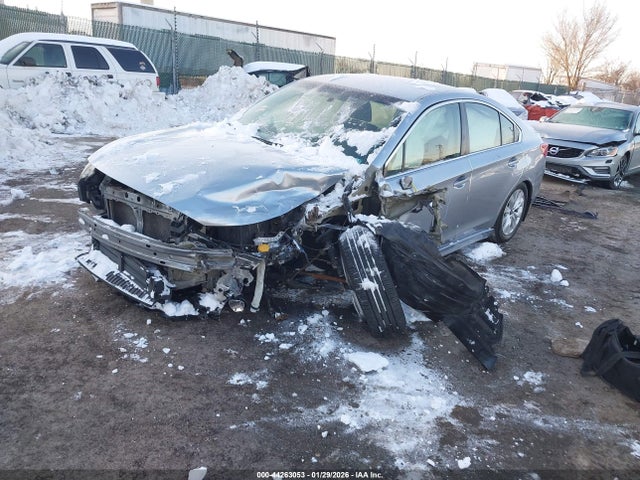 Subaru Legacy 2.5i Premium 2015 4S3BNAC63F3019021 Image 2