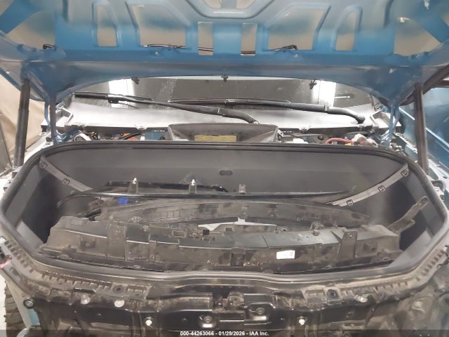 2022 RIVIAN R1T 7FCTGAAA9NN014487 Photo 9