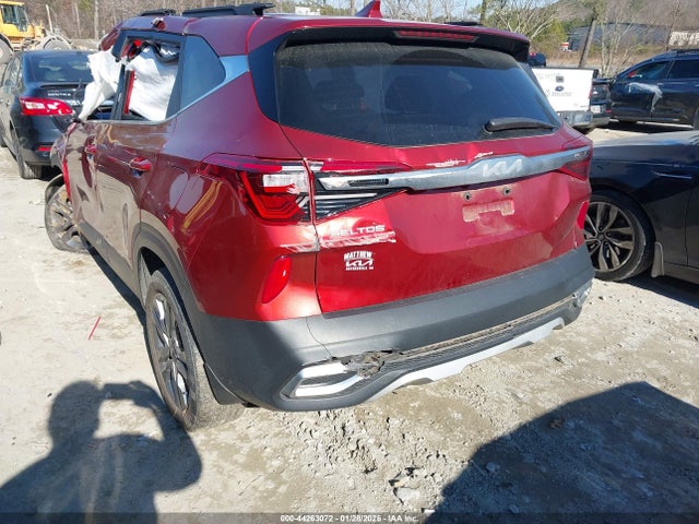 2023 KIA SELTOS KNDEU2AA6P7433577 Photo 2