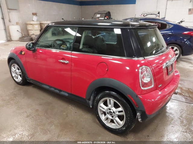 2013 MINI HARDTOP WMWSU3C51DT691112 Photo 2